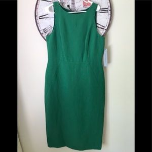 Green dress classifies entier size 12